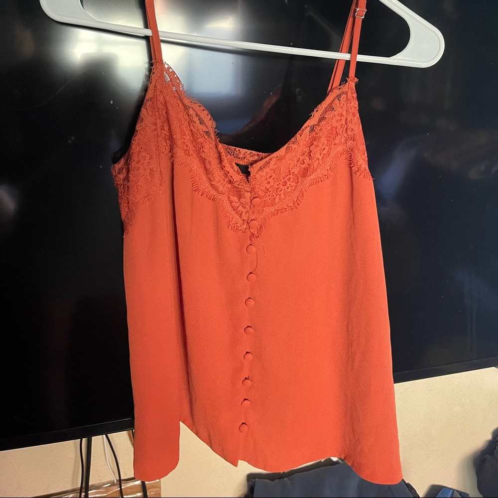 Flowy lacy rust tank